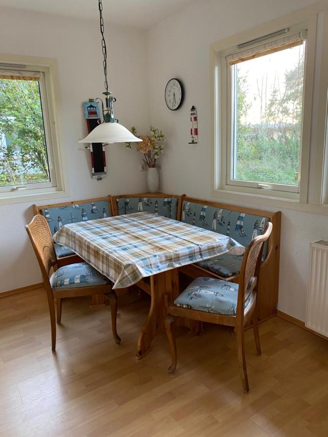 Freistehendes Einfamilienhaus Mit Boddenblick Naehe Ostsee Fuhlendorf  Exterior photo
